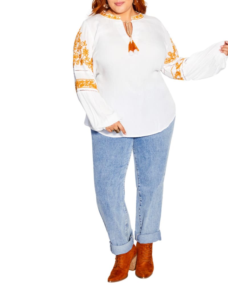 Front of a model wearing a size XXS TOP SPIRIT EMB in Ivory/Honey by Starling Reine. | dia_product_style_image_id:280471